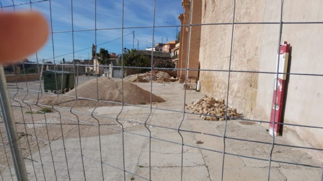 IU solicita explicaciones por la paralización de las obras de rehabilitación de la iglesia de Santa María