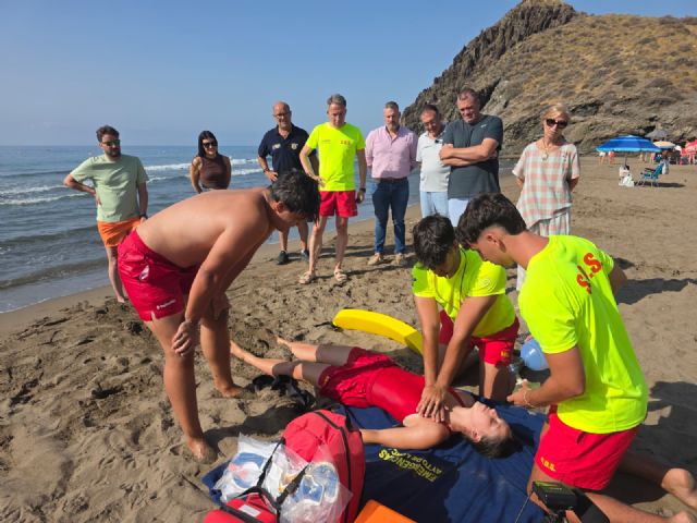 Dispositivo especial de emergencias para el verano en las playas de Lorca