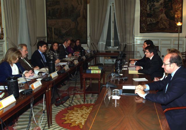 Beteta preside la reunión de seguimiento de las actuaciones para la reactivación económica de Lorca