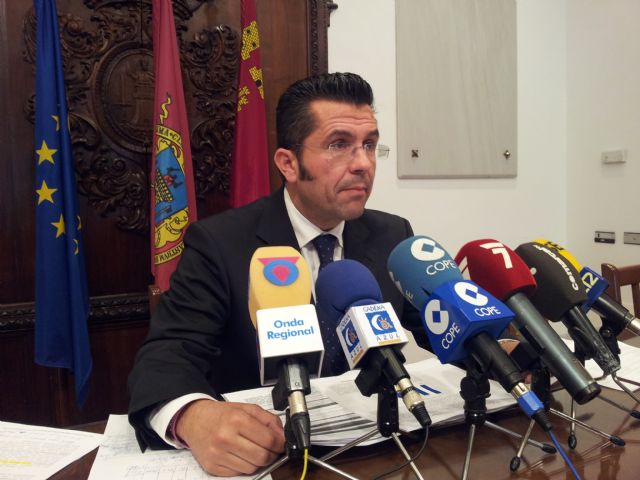 El Ayuntamiento consolida su equilibrio presupuestario, recorta la deuda en 28 millones €