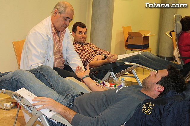 El Centro Regional de Hemodonación anima a participar en la jornada de donación de sangre que impulsa el Paso Blanco de Lorca