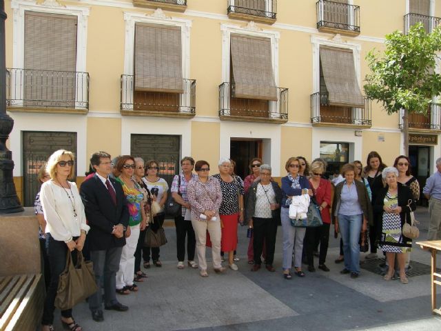 El Alcalde de Lorca se suma al minuto de silencio contra la violencia de género convocado por la Federación de Organizaciones de Mujeres del municipio