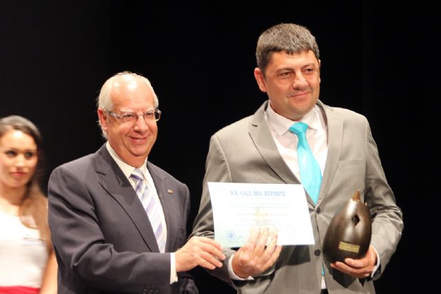 El Automóvil Club de Lorca recoge su galardon en la Gala del Deporte Lorquino