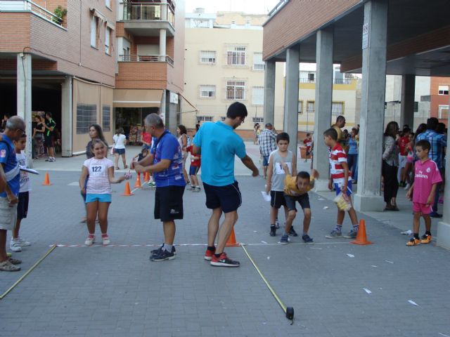 Jugando al Atletismo triunfa en el Barrio de San José con la participación de 180 niños