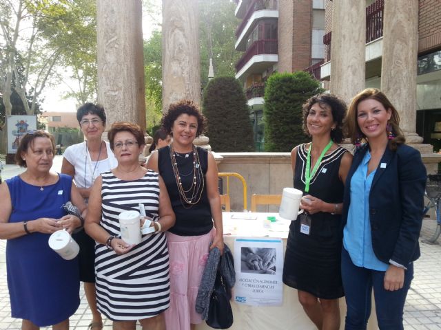 El Ayuntamiento destaca el trabajo desarrollado por parte de la asociación Alzheimer Lorca