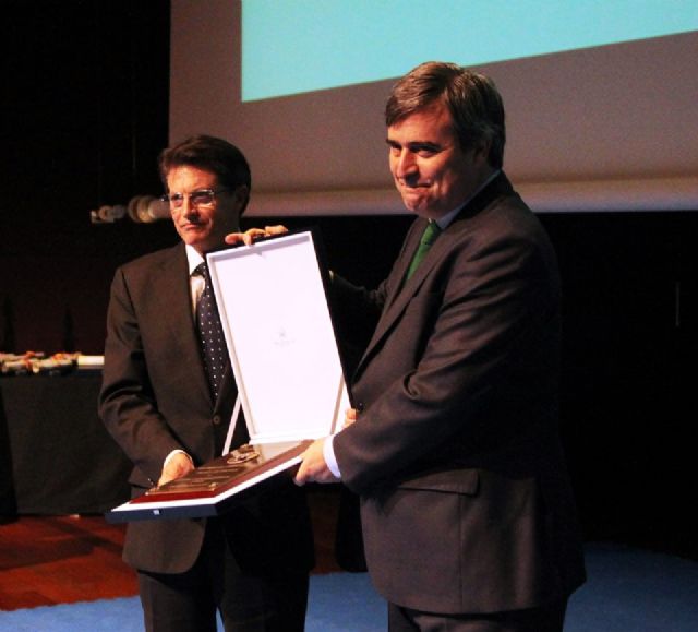 Jódar recibe la Real Orden del Mérito Deportivo de manos del presidente del Consejo Superior de Deportes