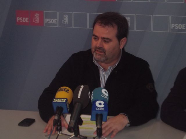 El PSOE vuelve a denunciar que 'el dinero de las Ayudas se sigue quedando en Murcia'