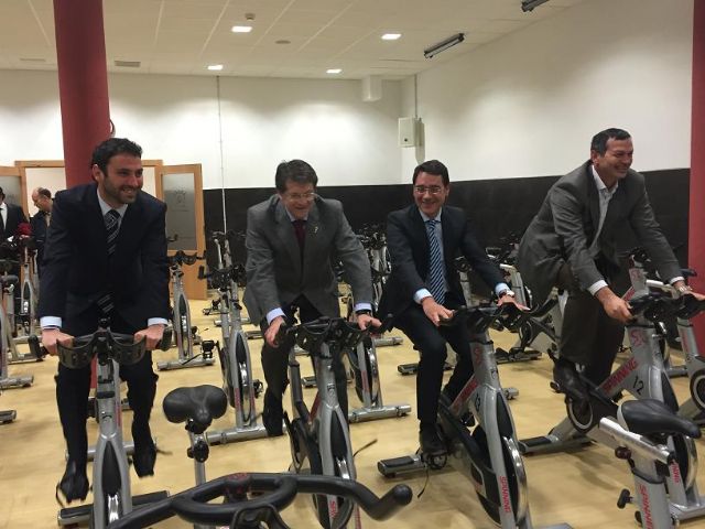 El Alcalde de Lorca y el Consejero de Presidencia inauguran las nuevas instalaciones del Complejo Deportivo Felipe IV