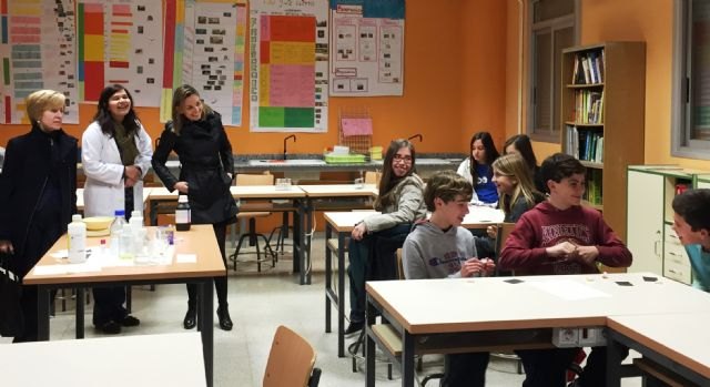 Un total de 35 alumnos con altas capacidades participan en los dos primeros talleres extracurriculares organizados en Lorca