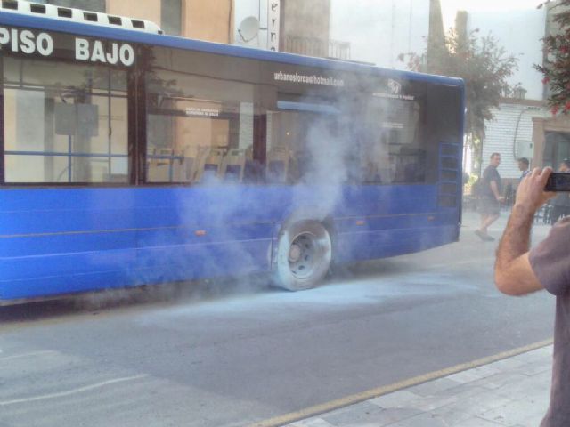 IU-Verdes lamenta el incidente ocurrido con el autobús urbano y culpa al alcalde de no saber mantener los servicios públicos básicos
