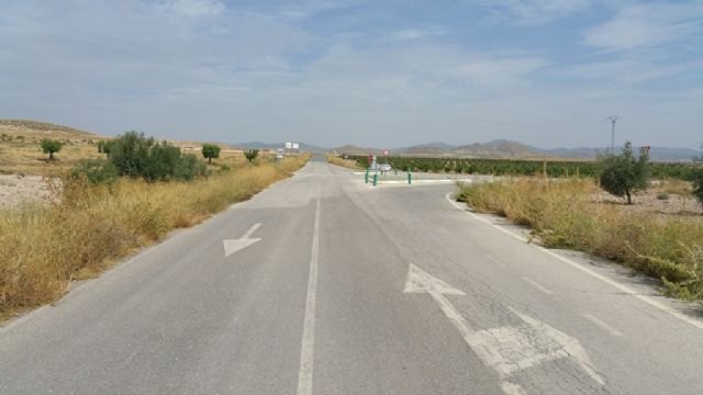 La Consejería de Fomento reparará el firme de la carretera de La Paca a Doña Inés, en Lorca