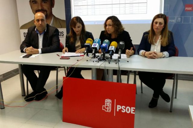 El PSOE asegura que 'la política sanitaria del PP en la Región de Murcia es todo un ejemplo de lo que no se tiene que hacer'