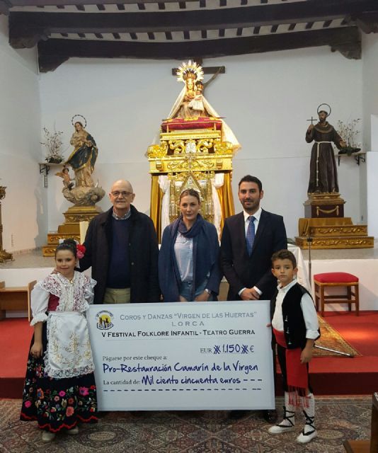 Los Coros y Danzas Virgen de las Huertas logran 1.150 euros para la restauración del Camarín de la patrona de Lorca