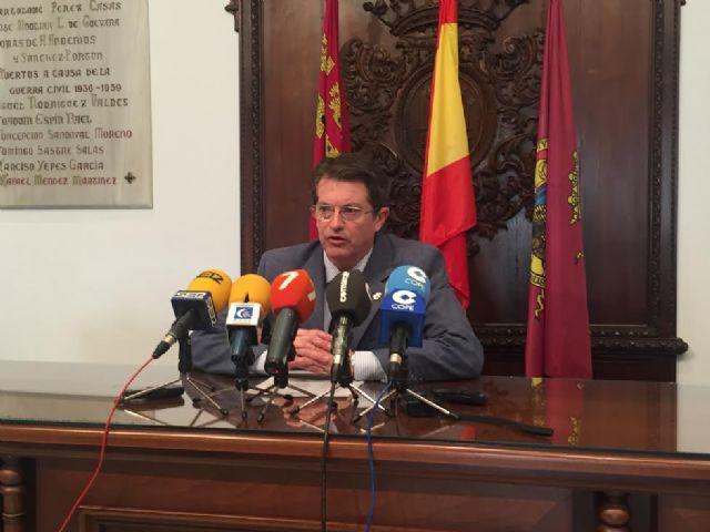 El Ayuntamiento de Lorca muestra sus condolencias por el fallecimiento de Miguel Navarro