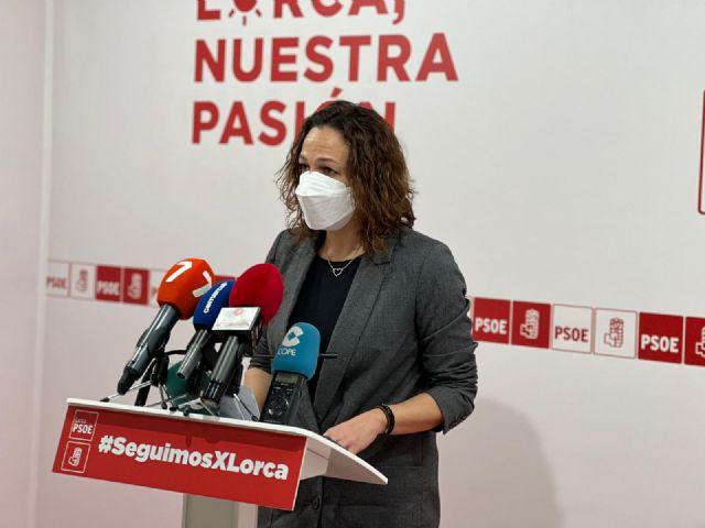El PSOE exige la dimisión de Fulgencio Gil por no condenar con contundencia y justificar el asalto perpetrado por un grupo de manifestantes del sector porcino en Lorca