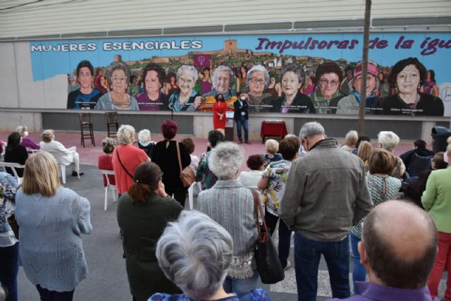 El Ayuntamiento de Lorca pone en marcha la segunda edición del mural pictórico 'Mujeres Esenciales: impulsoras de la Igualdad'