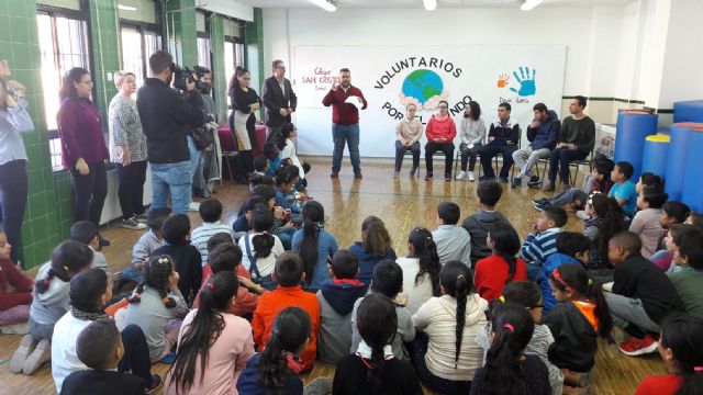 El Colegio San Cristóbal celebra el Día del Voluntariado realizando numerosas actividades solidarias con Down Lorca y Alzheimer Lorca