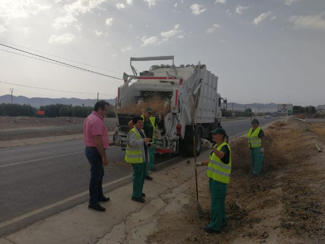 El Ayuntamiento de Lorca inicia los trabajos de limpieza y acondicionamiento de ramblas y cunetas de todo el término municipal