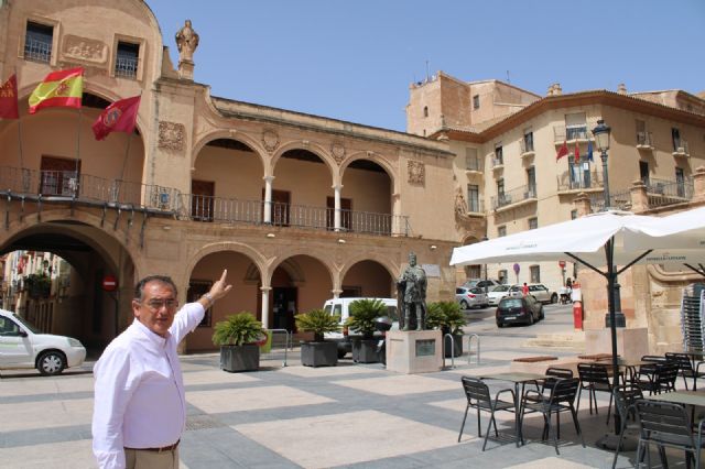 La Torre del Reloj de Lorca podría acoger un mirador de la fachada principal de San Patricio