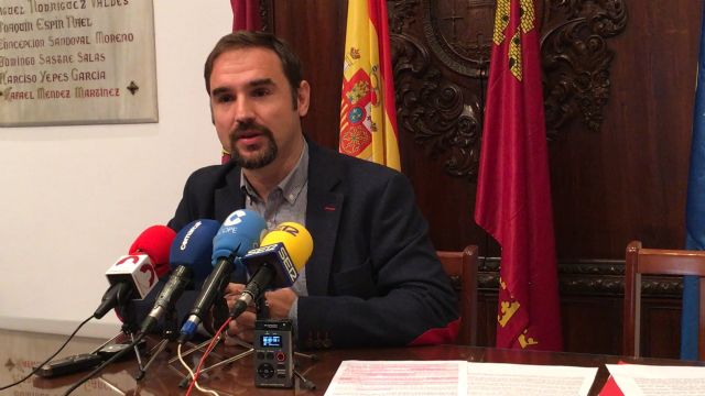 El PSOE se hace eco de las protestas vecinales y solicita otro emplazamiento para el centro logístico de LIMUSA