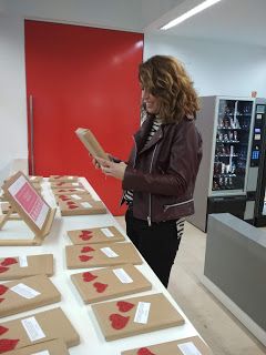 La Red de Bibliotecas vuelve a poner en marcha la iniciativa 'Cita a ciegas con la lectura', con motivo del Día de San Valentín