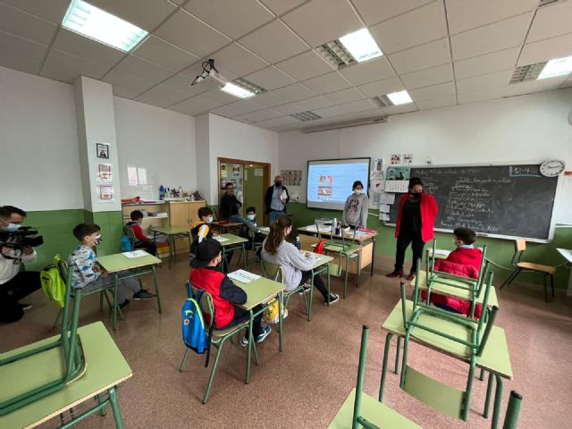 Más de 220 niños y niñas disfrutan de las  'Escuelas de Semana Santa para Conciliar y Coeducar' puestas en marcha por el Ayuntamiento de Lorca
