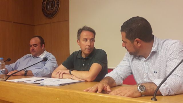 Fulgencio Gil expone a Ceclor y Cámara de Comercio su proyecto para bajar impuestos, mejorar la seguridad e incentivar la creación de empleo en Lorca