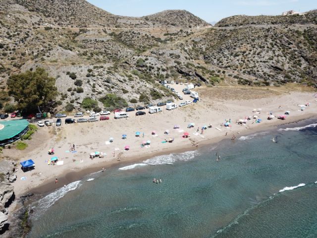 El Ayuntamiento de Lorca adjudica el contrato de mantenimiento de las playas del municipio para los próximos cuatro meses