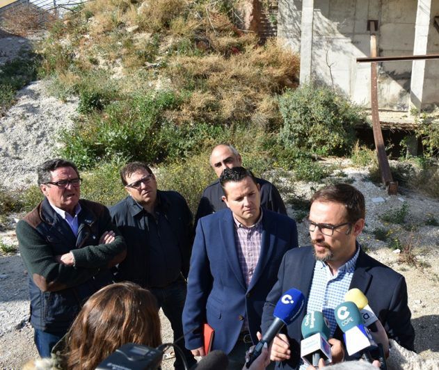 El Ayuntamiento de Lorca inicia los procedimientos necesarios para actuar con urgencia en el abandonado solar de la calle Portijico