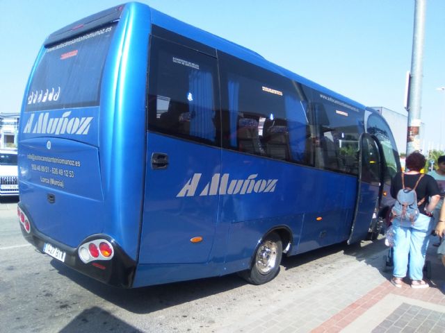 IU-Verdes denuncia hacinamiento y falta de seguridad de los viajeros en la línea de autobús Lorca-CC Almenara
