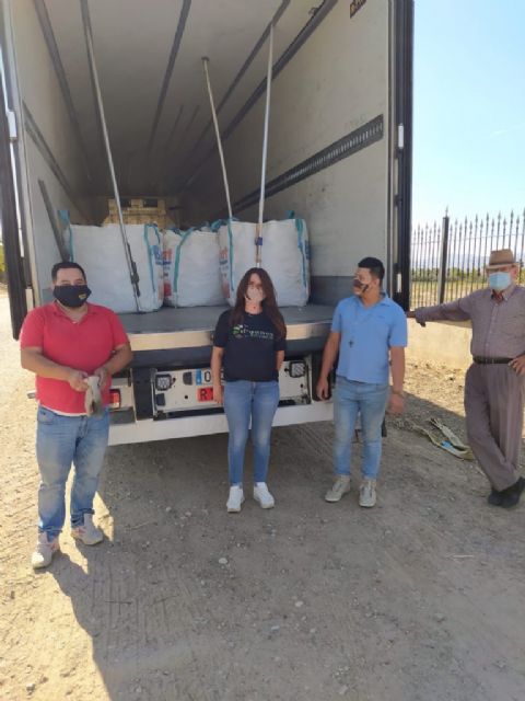 D´Genes recoge dos toneladas y media de tapones en el marco de la campaña solidaria llevada a cabo en Lorca