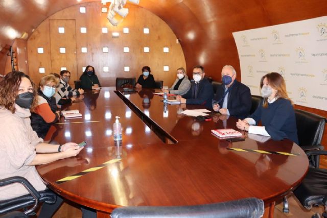 El alcalde de Lorca se reúne con el secretario regional de UGT para tratar temas de importancia para el municipio como la mejora del empleo o la reforma laboral
