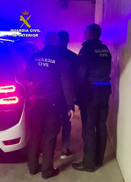 La Guardia Civil desmantela un grupo criminal tras el robo en una vivienda en Lorca