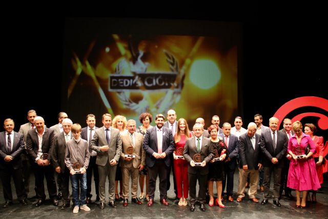 López Miras clausura el acto de entrega de los premios empresariales de la Cámara de Comercio e Industria de Lorca