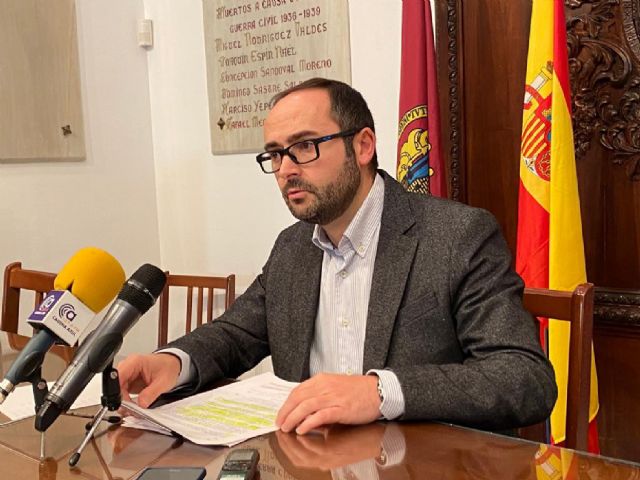 Lorca suspende el cobro del ´sello del coche´ y de todas las tasas municipales durante el Decreto de Estado de Alarma