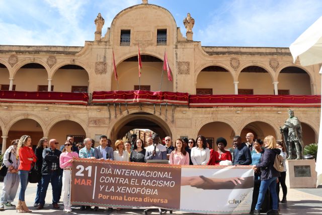 El Ayuntamiento de Lorca conmemora del Día Internacional de la Eliminación de la Discriminación Racial bajo el lema 'Contra el racismo y la xenofobia'