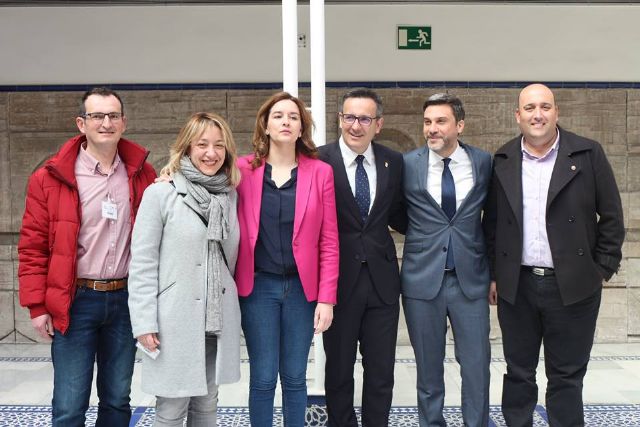 El PSOE celebra la aprobación de la Ley de gratuidad de libros de texto para las familias de la Región de Murcia