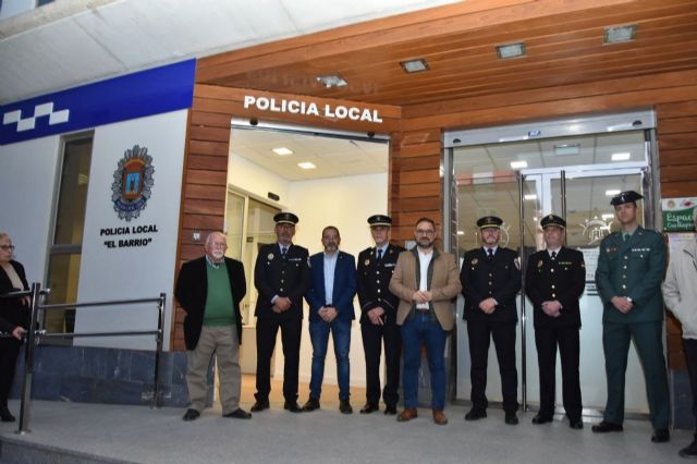 El alcalde de Lorca inaugura el nuevo Cuartel de Policía Local del Barrio de San Cristóbal con una treintena de agentes que atenderán a más de 15.000 personas