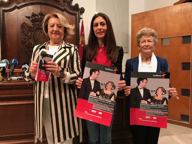 Voades Lorca organiza un encuentro cultural en el que participarán la profesora de danza María Dolores Moreno y el pianista David Espinosa