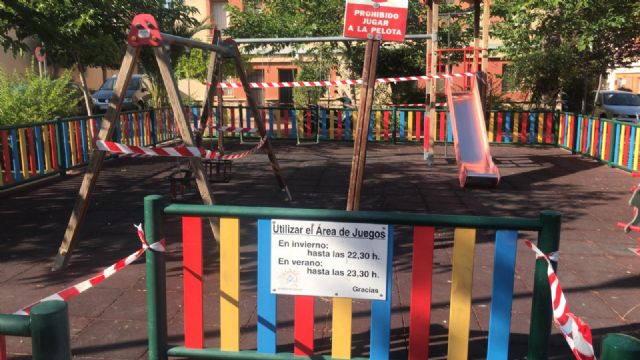 El Ayuntamiento de Lorca abrirá los parques infantiles y las pistas polideportivas municipales el próximo 1 de julio