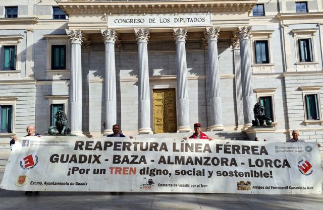 Llevan al Congreso de los Diputados la reclamación por la vuelta del tren Lorca Almanzora Baza Guadix