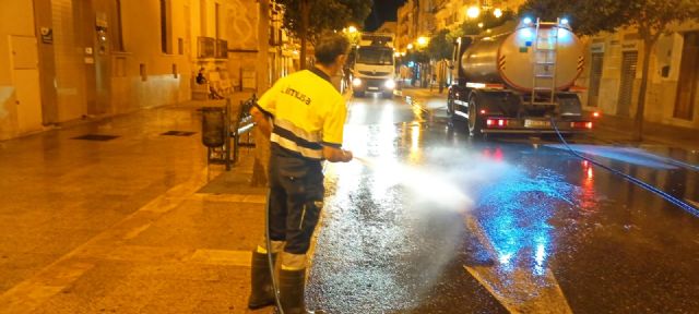 La 'Operación Deshollino' culmina con éxito tras haber reforzado las tareas de limpieza en todo el municipio con más de 1.600 horas complementarias
