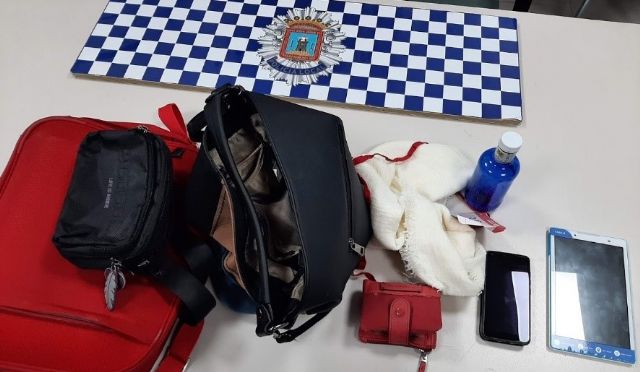 La Policía Local de Lorca detiene a una persona por un presunto delito de robo con fuerza en una vivienda con mediante el procedimiento de escalamiento