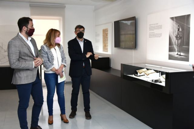 El Museo Arqueológico Municipal de Lorca amplía la exposición permanente de la sala 12 dedicada a la judería medieval