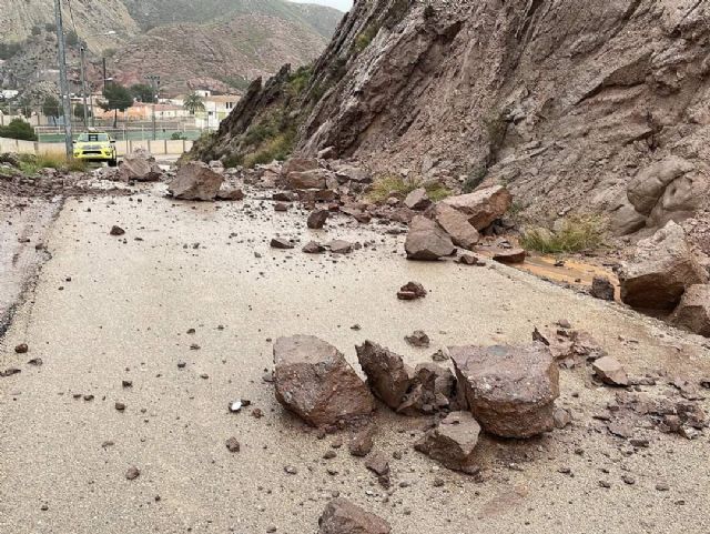 La persistencia de las lluvias sigue provocando numerosas incidencias en el municipio de Lorca