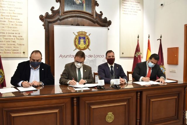 Ayuntamiento, CECLOR y Cámara de Comercio de Lorca acuerdan un protocolo de actuación para impulsar la obtención de licencias de obra y actividad en el municipio