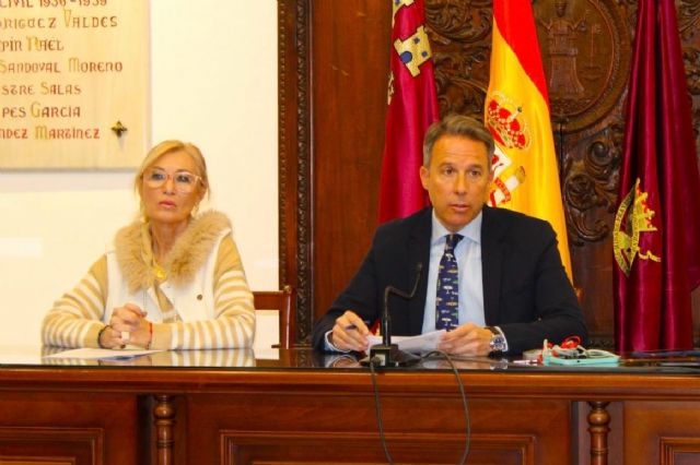 El alcalde de Lorca, Fulgencio Gil: 'Este Gobierno es el Gobierno del campo y solicitamos al Ejecutivo Nacional un plan de choque en respuesta a la crisis del sector agrario'