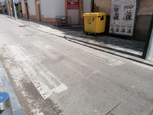 IU-Podemos-AV exigen mejorar la señalización horizontal y pasos de cebra de las vías de Lorca