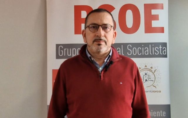 El PSOE denuncia la 'gravísima falta de planificación' de Fulgencio Gil en los dispositivos de seguridad y limpieza durante el fin de semana de Nochebuena