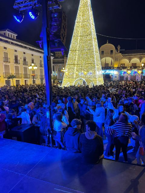 Éxito sin precedentes del tardeo de Nochebuena en Lorca con miles de personas disfrutando en el casco histórico y la zona centro